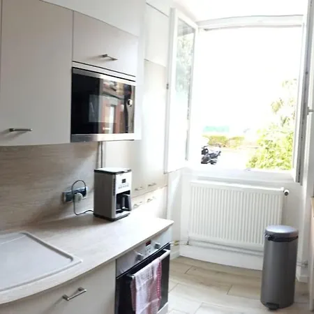 Suresnes : 2 Pieces Cosy Apartment Exterior photo